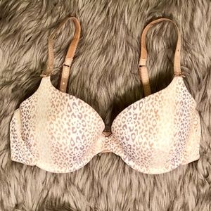 EUC Victoria's Secret Tan Leopard Print 34D Bra